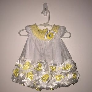 BABY GIRL WHITE FLORAL DRESS